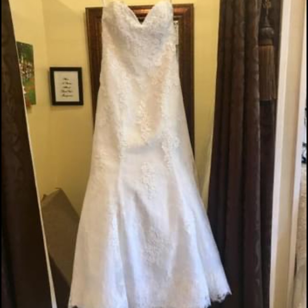 Allure Bridal - New 2606, Size 8 Wedding Dress